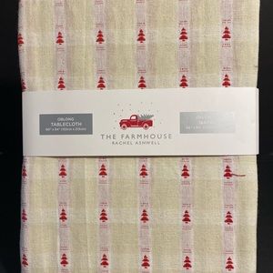 Simply Shabby Chic Rachel Ashwell, The Prairie Oblong Christmas Tablecloth, NWT